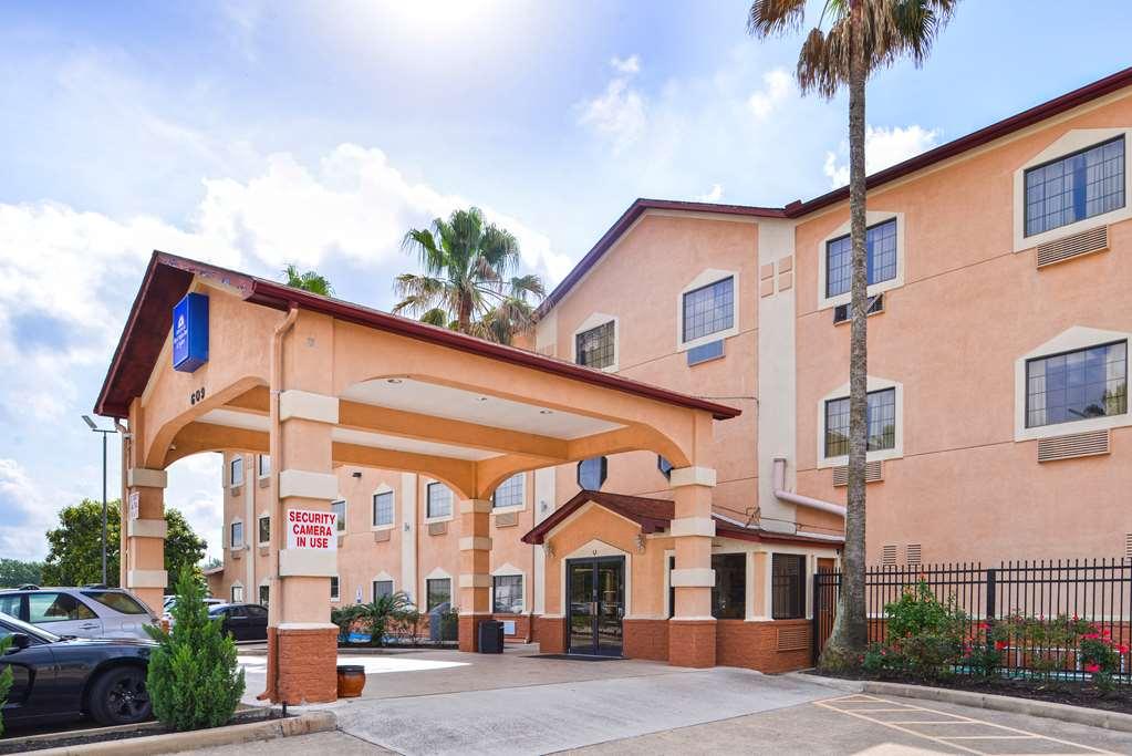 Americas Best Value Inn And Suites Houston Fm 1960 Exterior photo