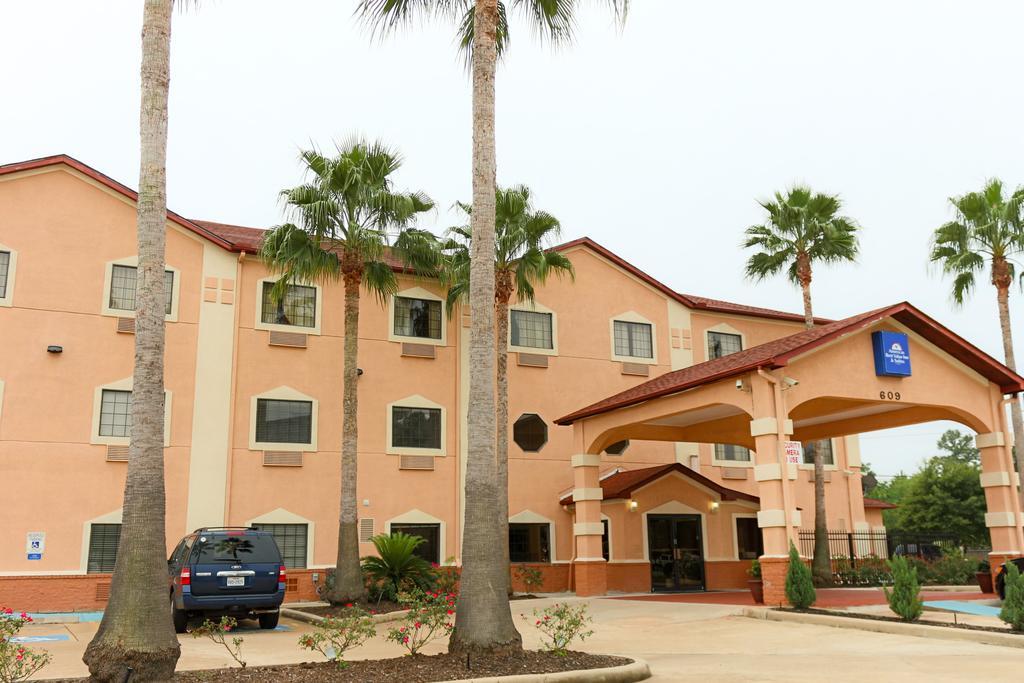 Americas Best Value Inn And Suites Houston Fm 1960 Exterior photo